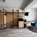 Province Stone House Gasthuis 3*